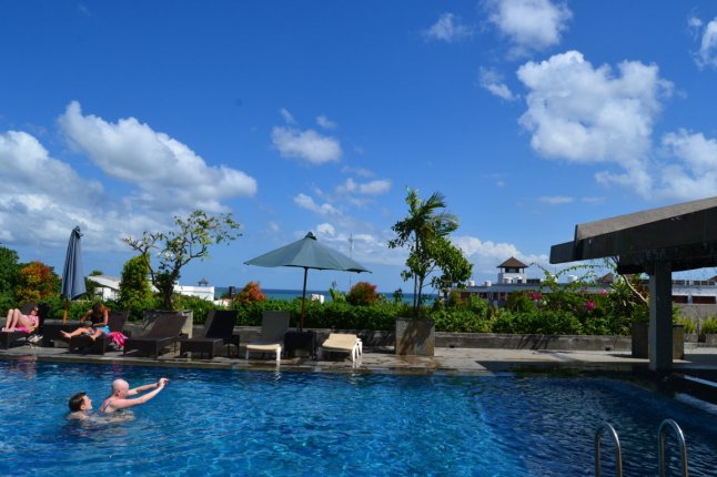 DSC_0004 (FILEminimizer)